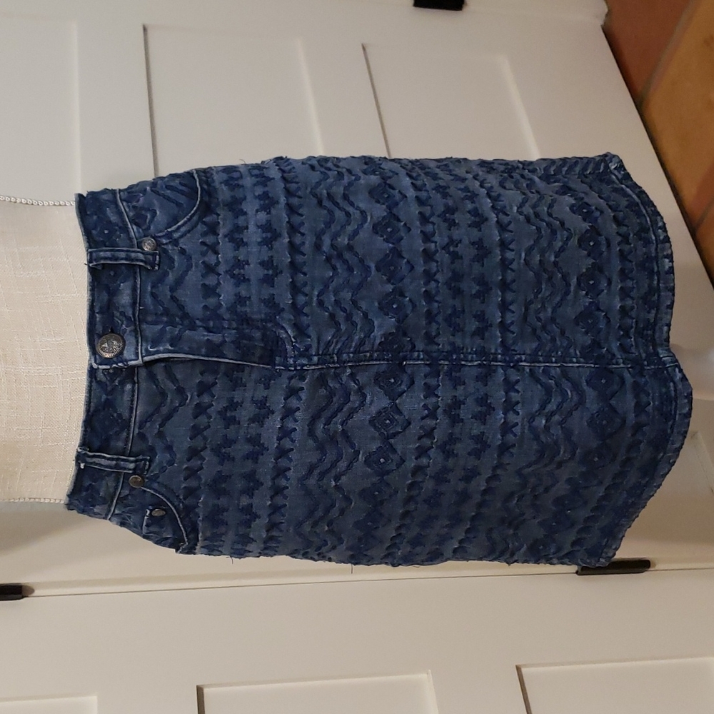 TruLuxe denim skirt size 4
